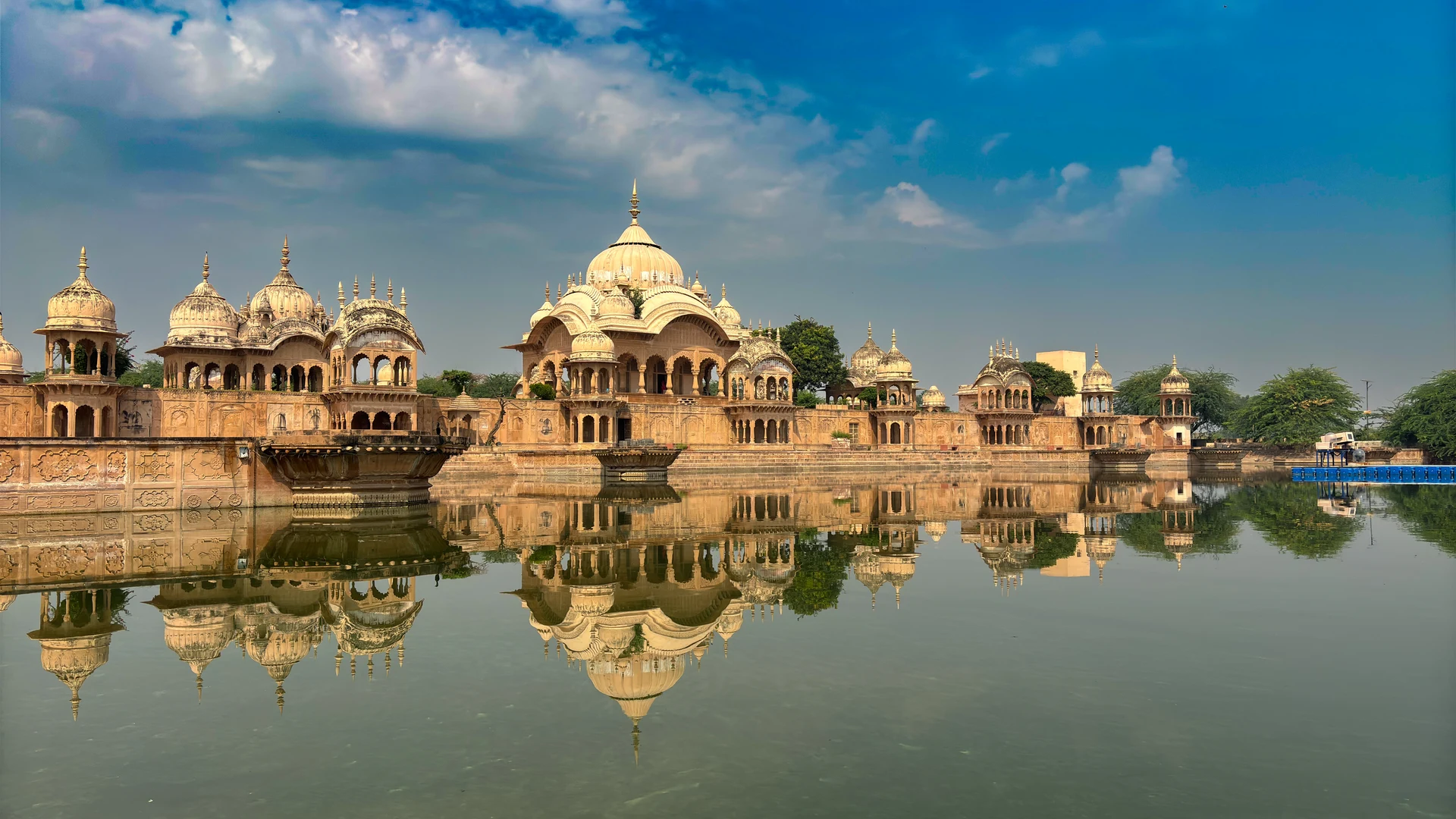 Kusum Sarovar, Govardhan, Braj